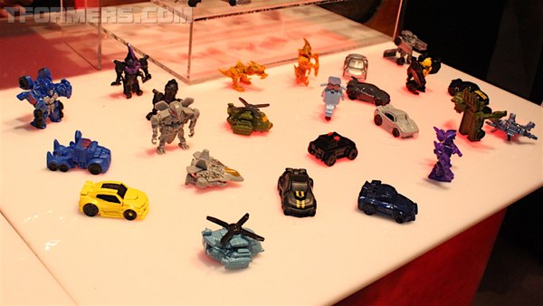 MORE Transformers Showroom Images Trypticon, Titans Return, Last Knight, Robots In Disguise  (43 of 60)